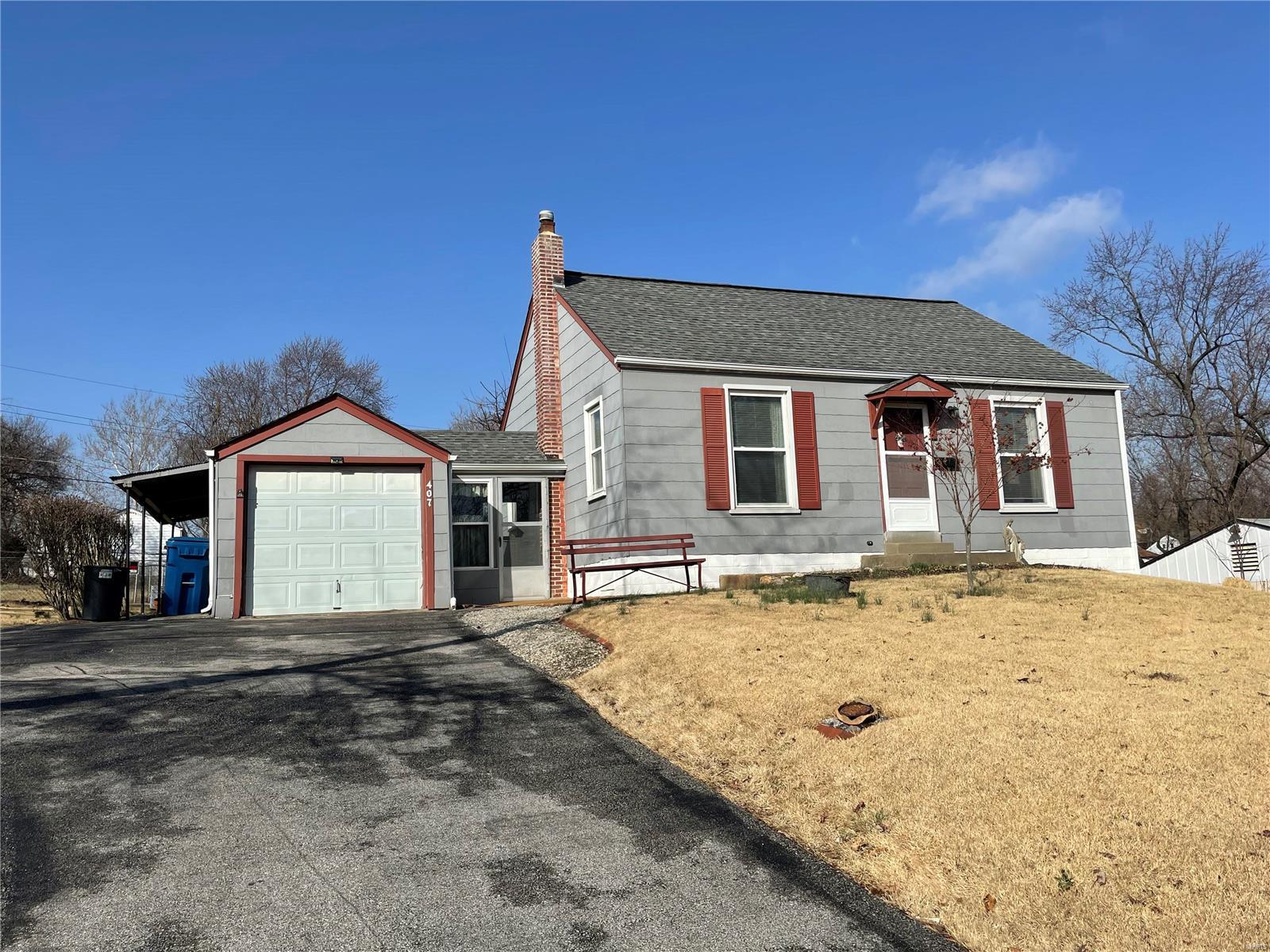 407 Coppinger Drive Ferguson, MO 63135 - Photo 1 of 27