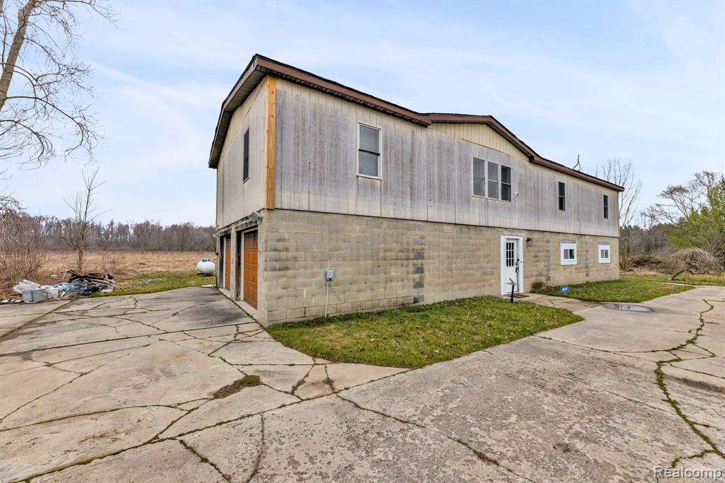 7696 Avoca Road Avoca, MI 48006 - Photo 1 of 30