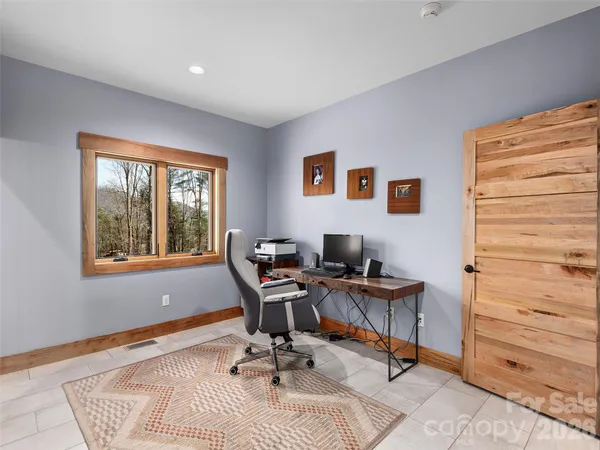 $1,995,000 | 15 Sourwood Lane, Fletcher, NC 28732