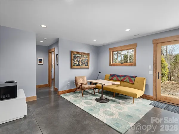 $1,995,000 | 15 Sourwood Lane, Fletcher, NC 28732