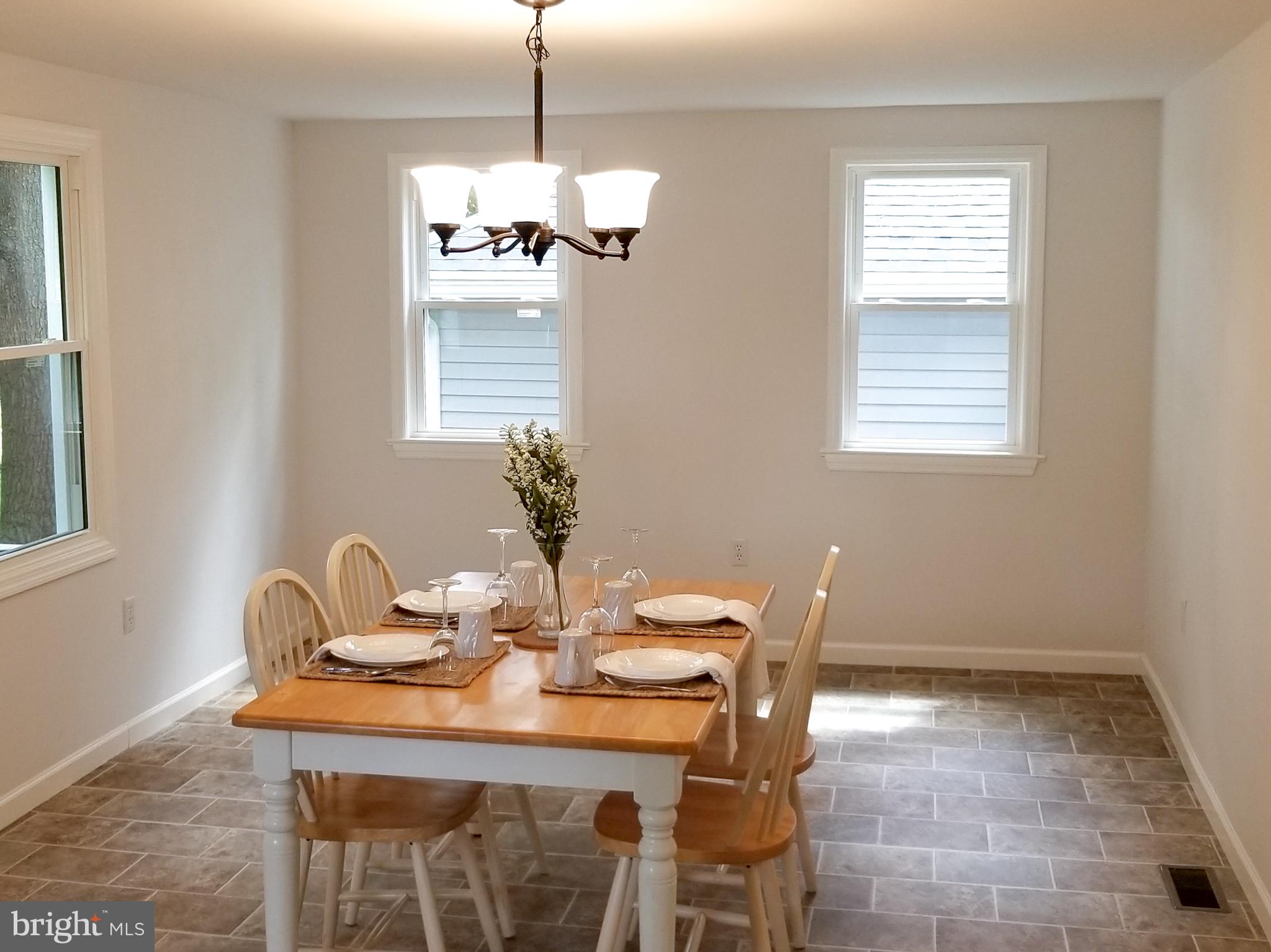 1104 East Newport Road Lititz, PA 17543 - Photo 8 of 42 Dining Room