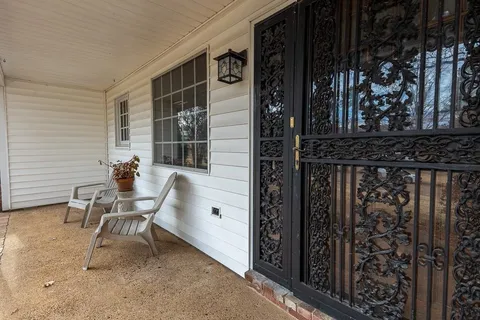 $315,000 | 11 West Viking Drive, Memphis, TN 38018