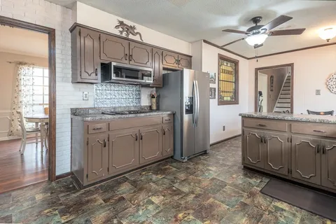 $315,000 | 11 West Viking Drive, Memphis, TN 38018