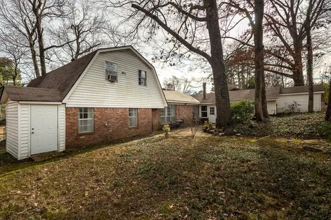 $325,000 | 11 West Viking Drive, Memphis, TN 38018