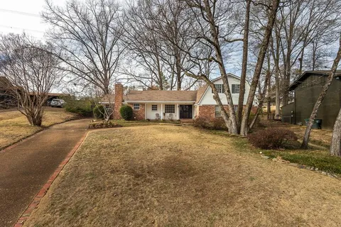 $325,000 | 11 West Viking Drive, Memphis, TN 38018