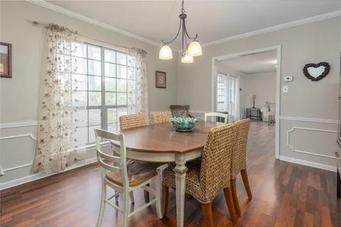 $325,000 | 11 West Viking Drive, Memphis, TN 38018