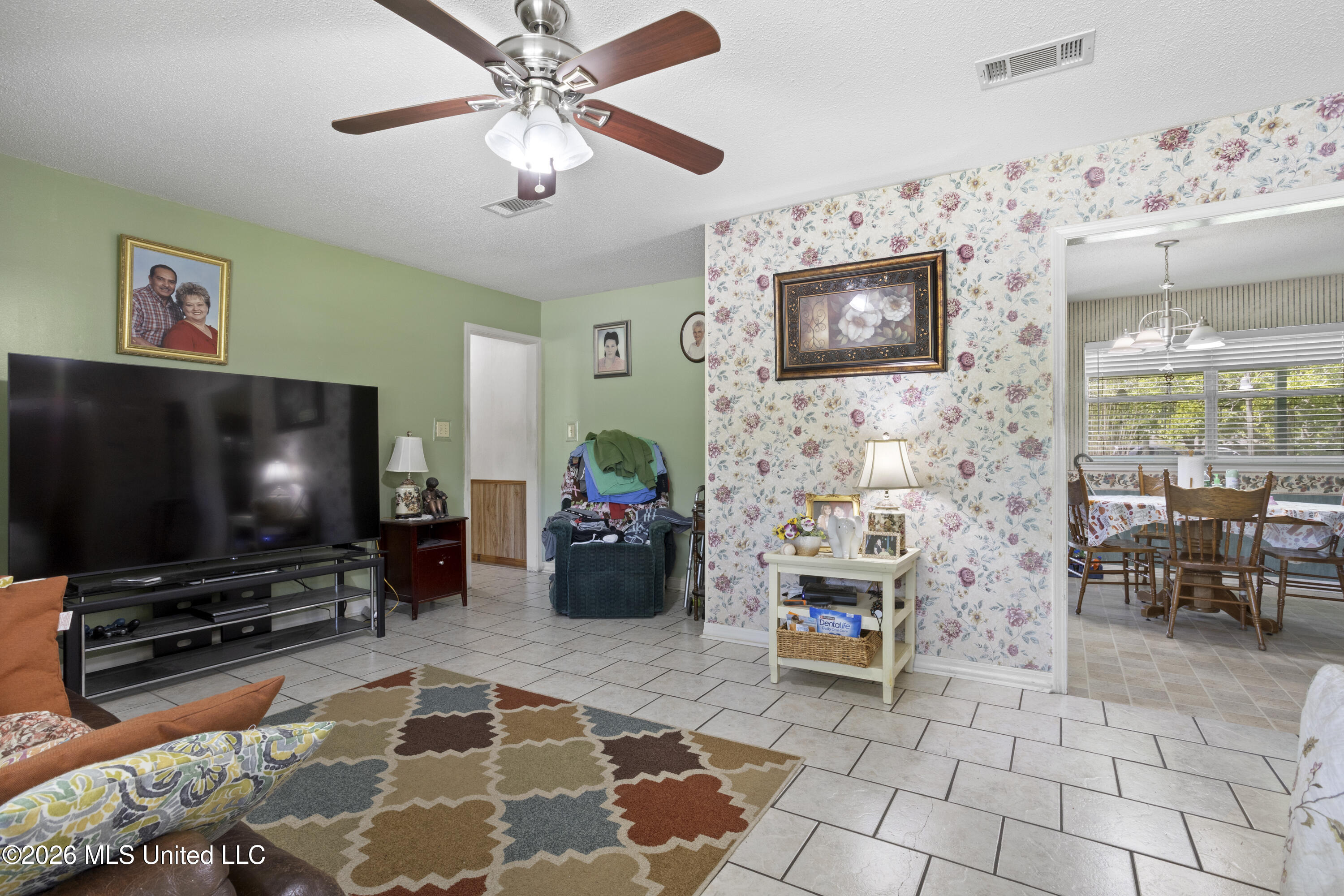 13045 Lambrecht Road Gulfport, MS 39503 - Photo 4 of 23 00007