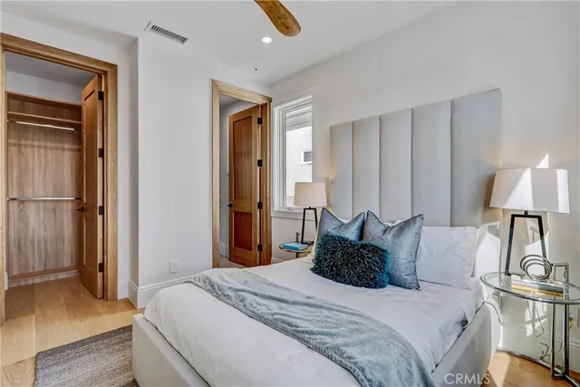 $6,800,000 | 1801 Pine Avenue, Manhattan Beach, CA 90266