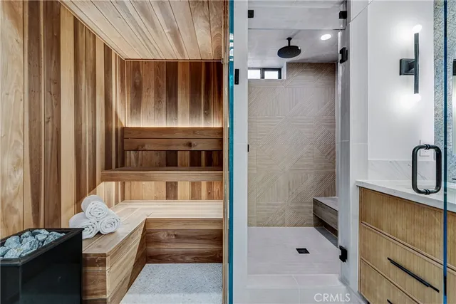 $6,800,000 | 1801 Pine Avenue, Manhattan Beach, CA 90266