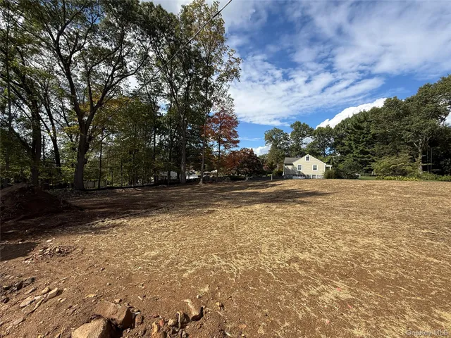 $965,000 | 546 Louella Street, Yorktown Heights, NY 10598