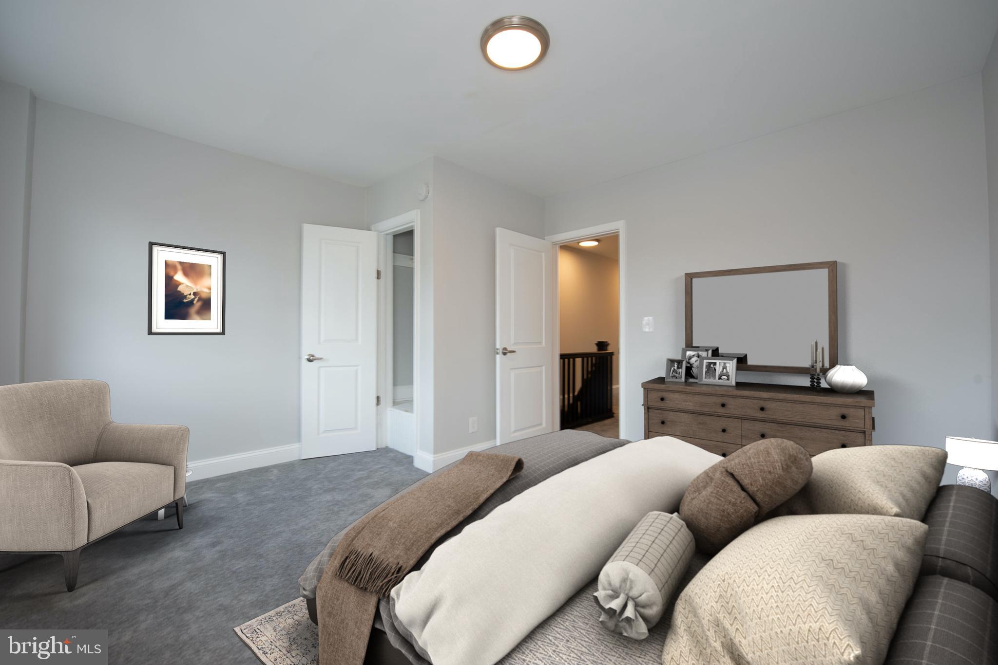 3915 Woodridge Road Baltimore, MD 21229 - Photo 5 of 14 Owner's Bedroom