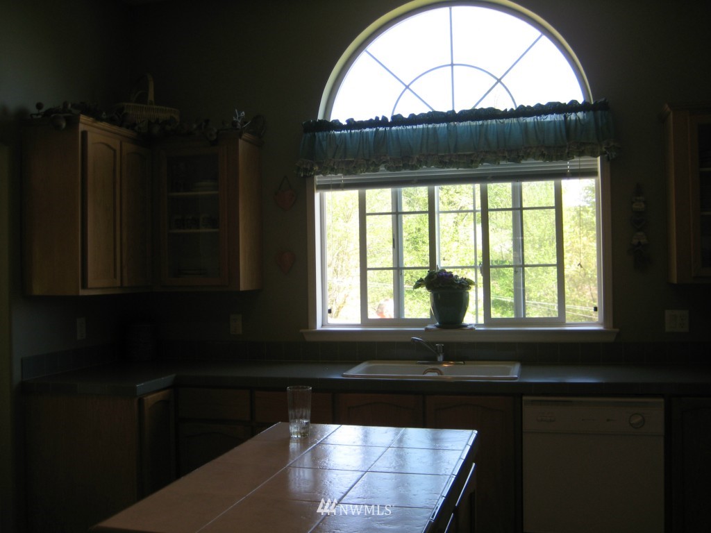 130 Harrison Road Kelso, WA 98626 - Photo 5 of 15 Gallery Image 5