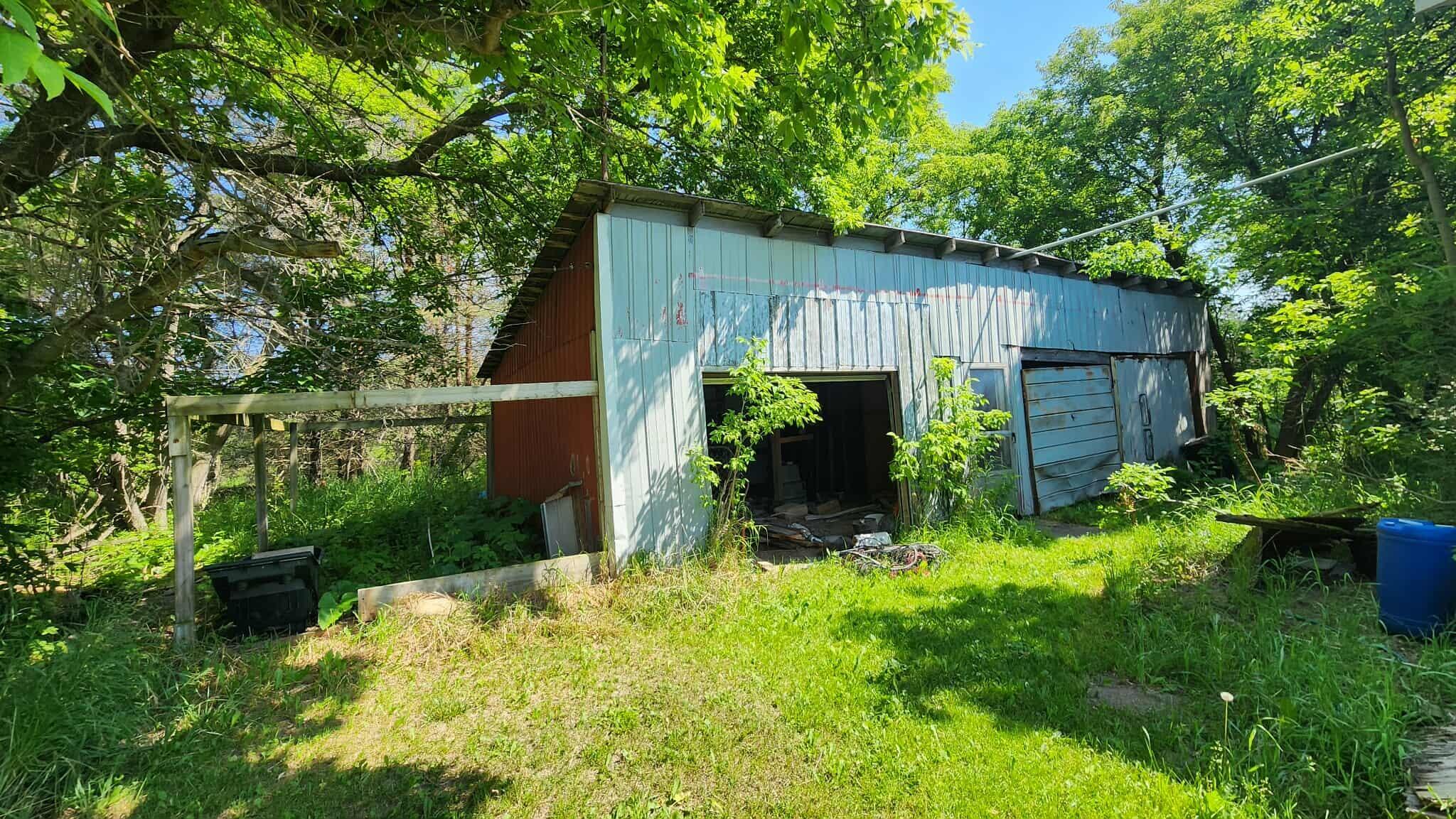 2064 Scott Road Spruce, MI 48762 - Photo 14 of 19 car4