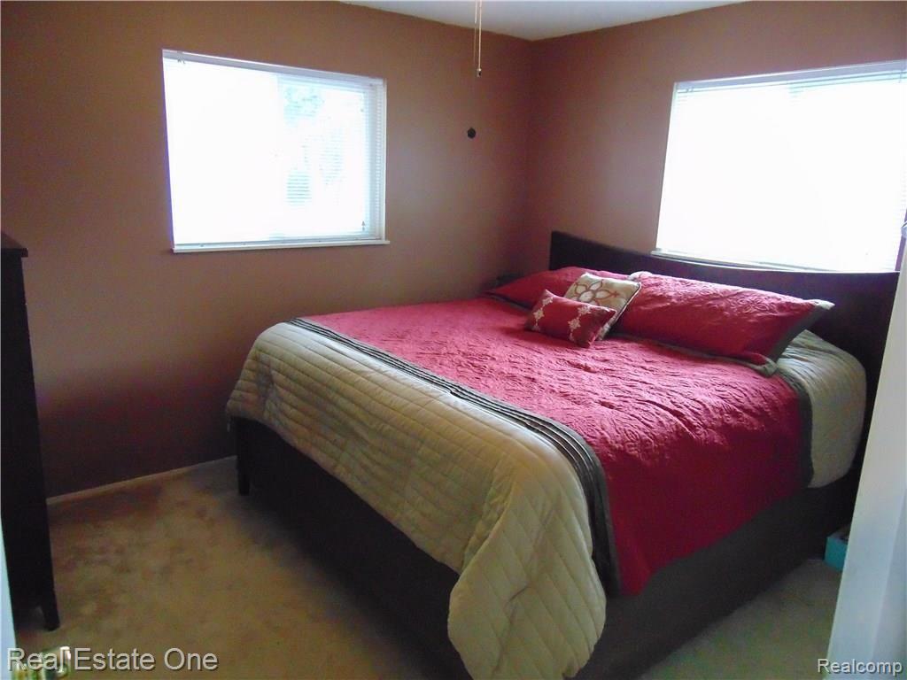 3799 Thomas Road Oxford, MI 48371 - Photo 13 of 39 Master bedroom #1