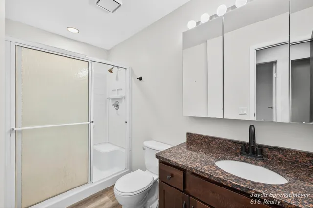 $229,900 | 7523 Boulder Bluff Drive, Unit 82, Jenison, MI 49428