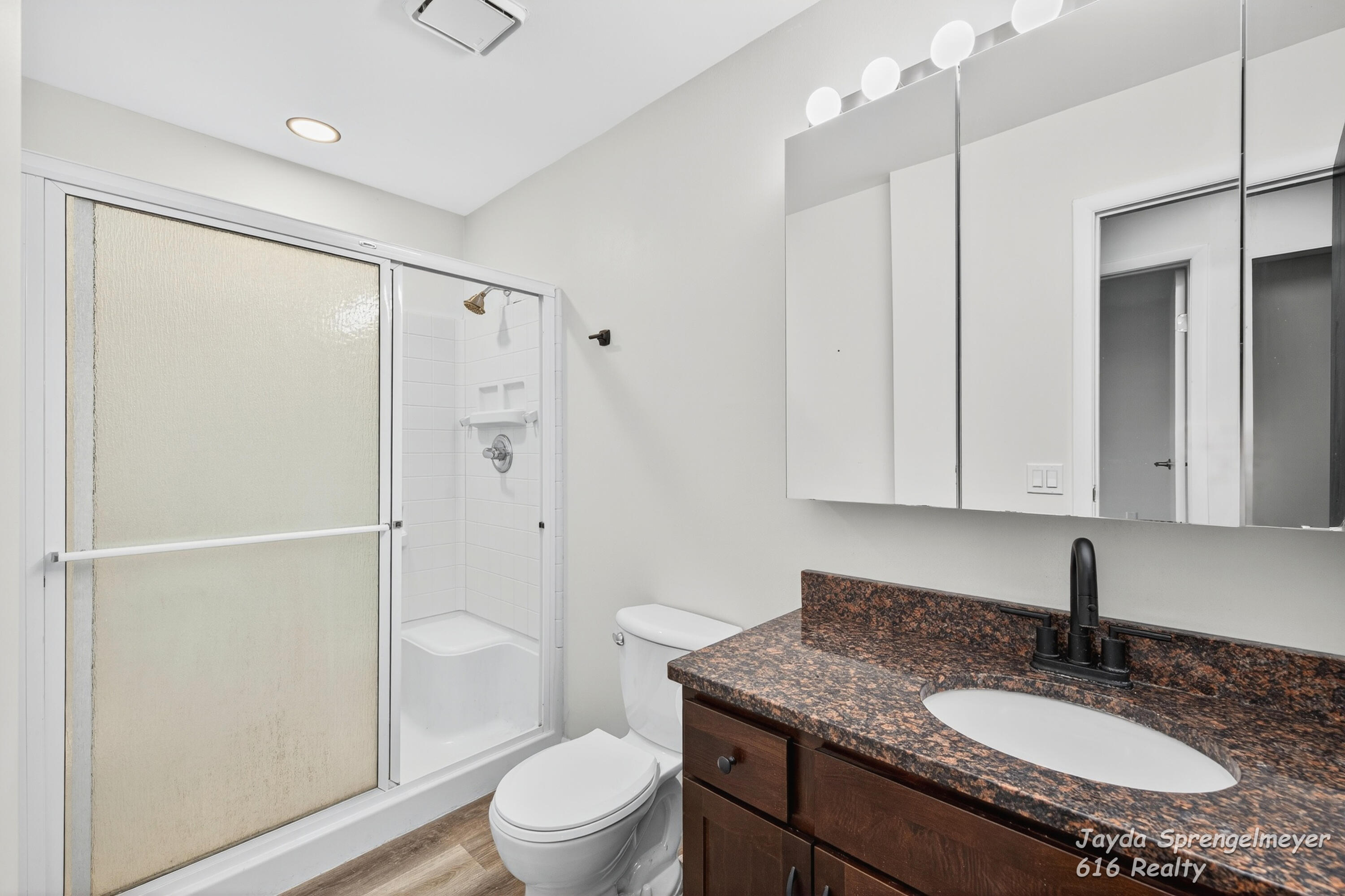 7523 Boulder Bluff Drive, Unit 82 Jenison, MI 49428 - Photo 23 of 52 7523 boulder bluff dr-0023