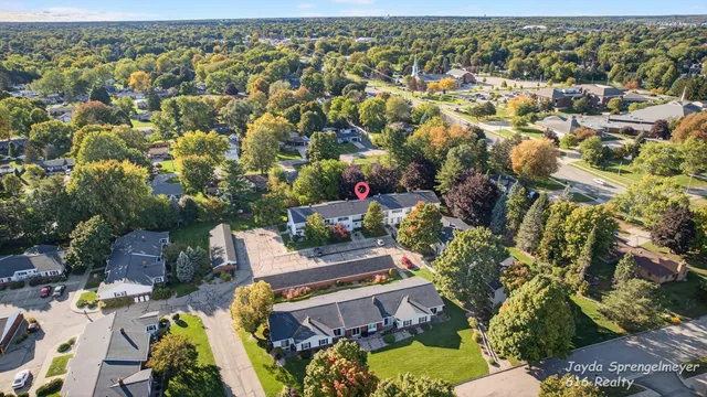 $229,900 | 7523 Boulder Bluff Drive, Unit 82, Jenison, MI 49428