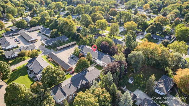 $229,900 | 7523 Boulder Bluff Drive, Unit 82, Jenison, MI 49428