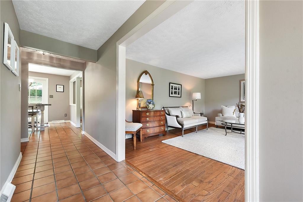 2529 Morton Road Pittsburgh, PA 15241 - Photo 3 of 47 Gallery Image 3