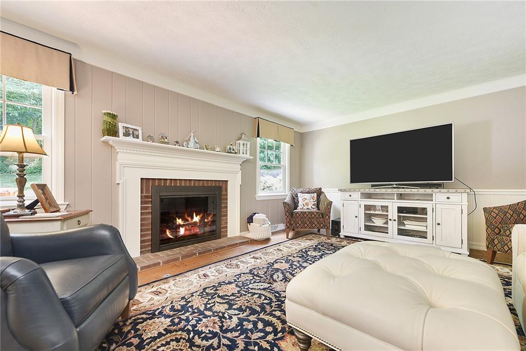 2529 Morton Road Pittsburgh, PA 15241 - Photo 8 of 47 gas burning fireplace!