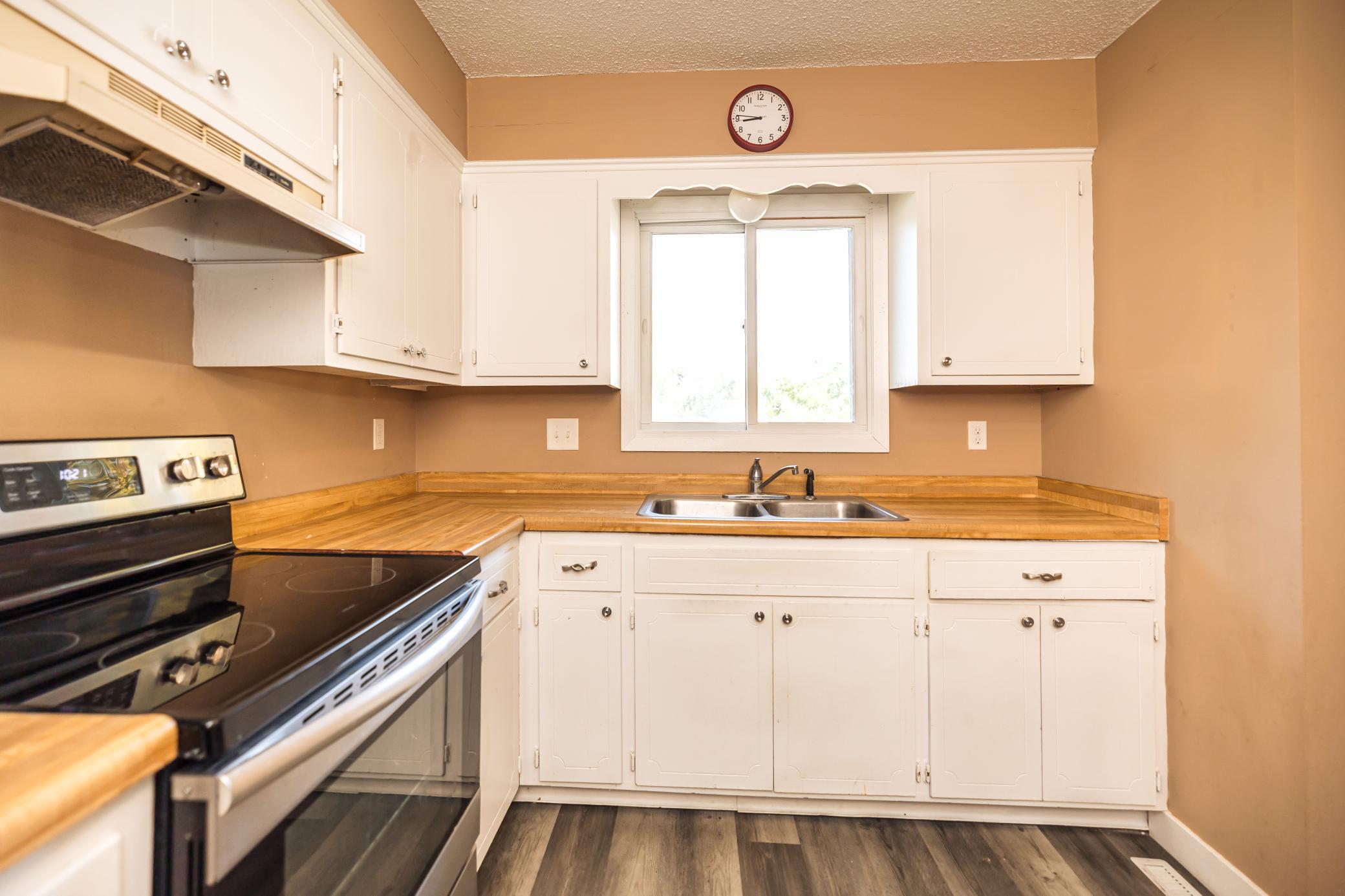 4520 22nd Avenue Northwest Rochester, MN 55901 - Photo 9 of 32