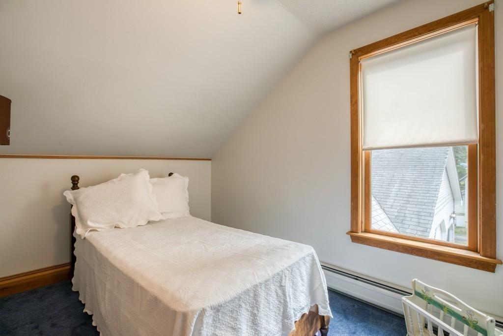 38 Berwick Road Longmeadow, MA 01106 - Photo 27 of 33 a bedroom with a bed and a window