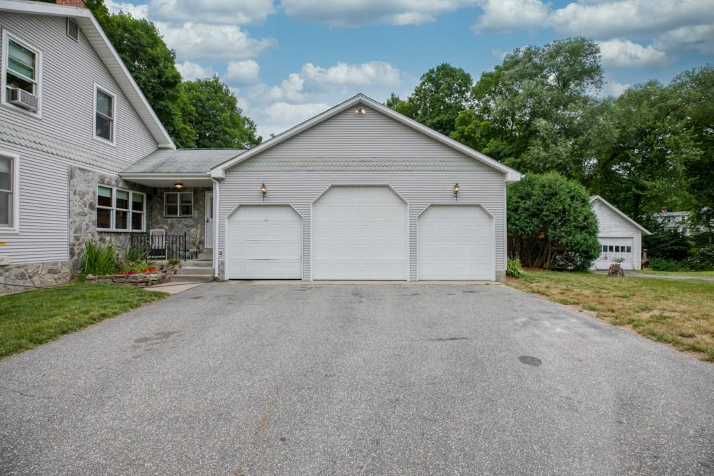 38 Berwick Road Longmeadow, MA 01106 - Photo 5 of 33 a view of garage and yard