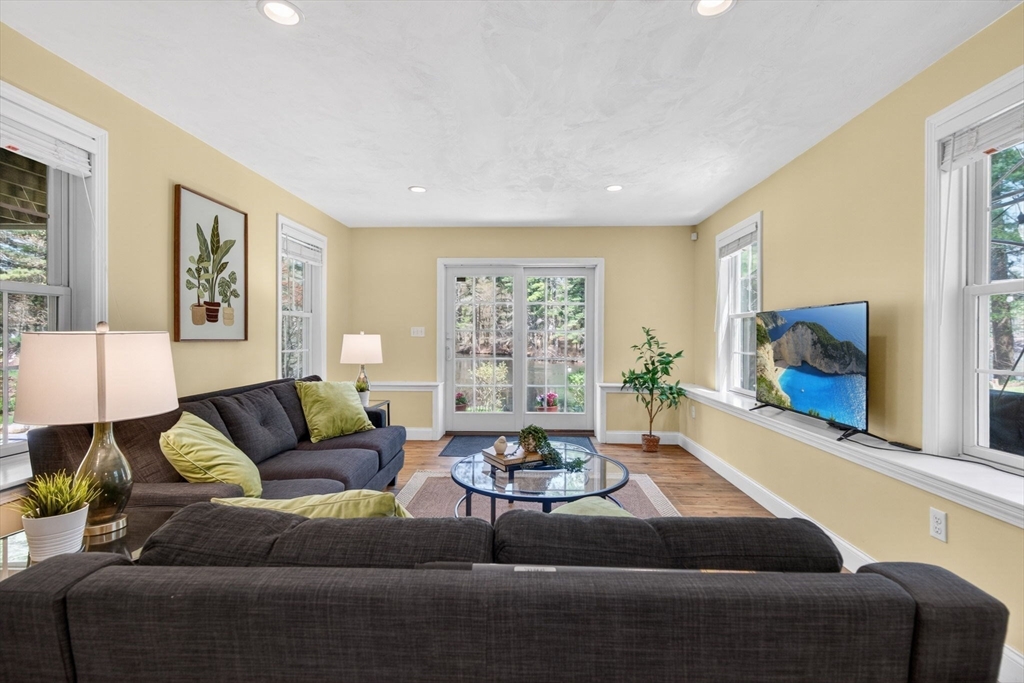 8 Fosters Pond Road Andover, MA 01810 - Photo 28 of 42