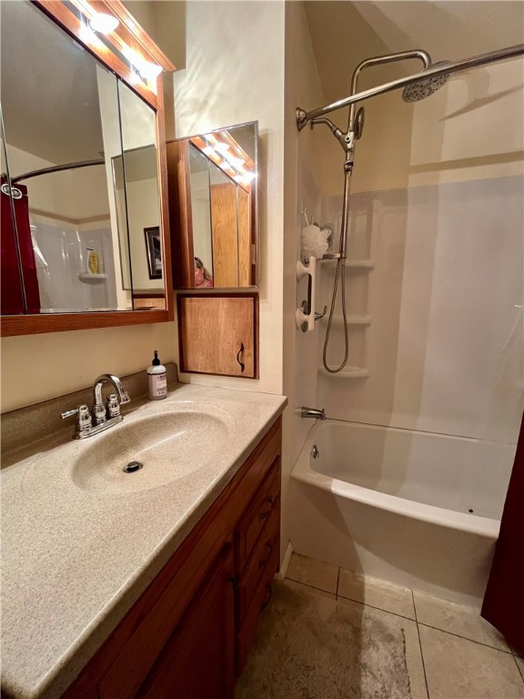 12071 Salter-Colvin Road Butler, NY 14590 - Photo 28 of 43 Full bathroom