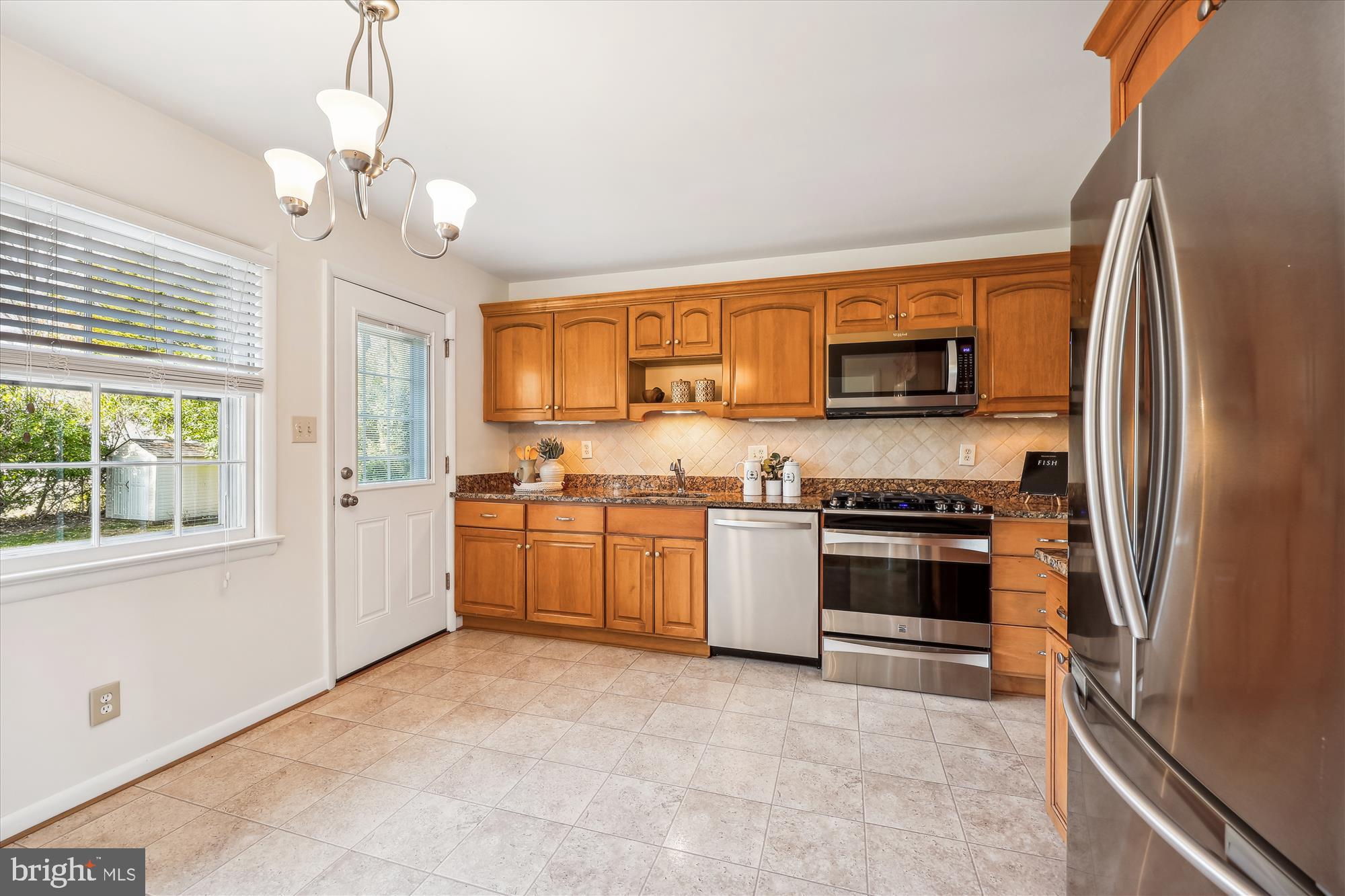 11712 Seven Locks Road Potomac, MD 20854 - Photo 13 of 46 Kitchen