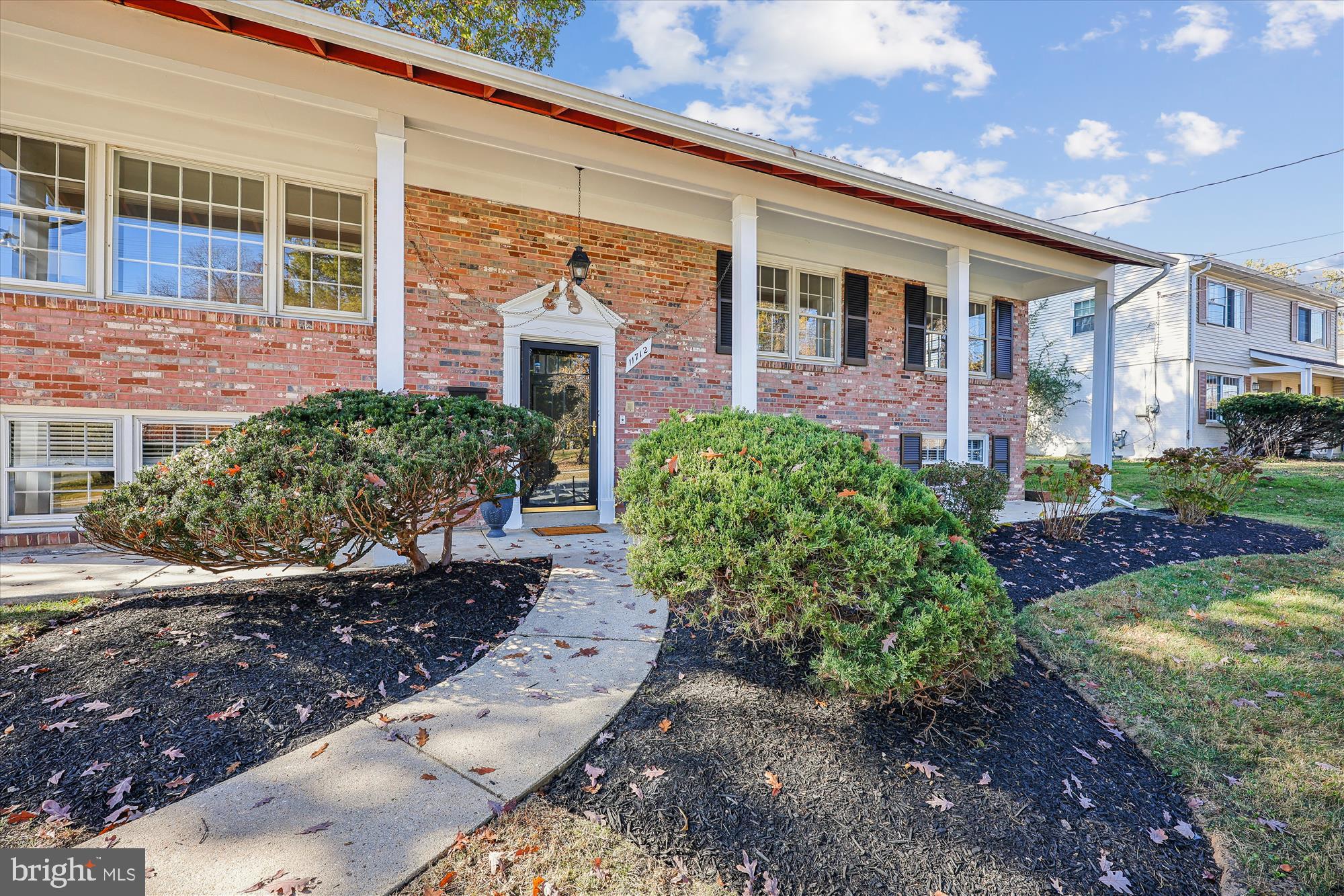 11712 Seven Locks Road Potomac, MD 20854 - Photo 2 of 46 Walk