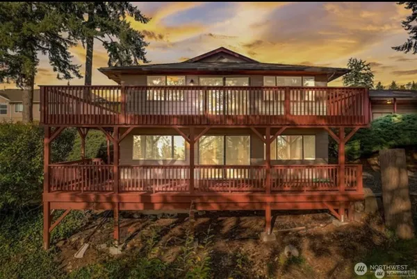 $2,800 | 4422 108th Avenue East, Edgewood, WA 98372