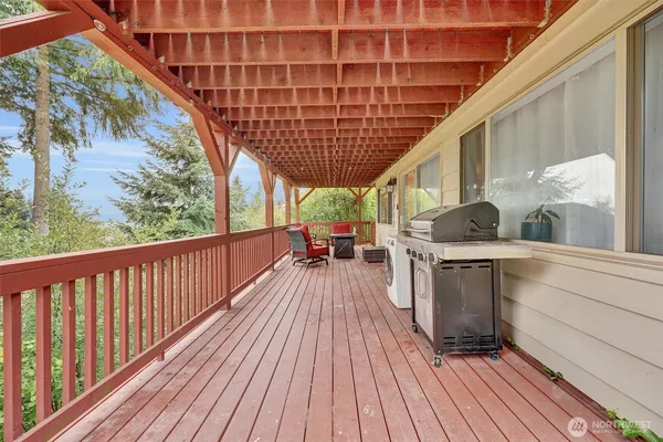 $2,800 | 4422 108th Avenue East, Edgewood, WA 98372