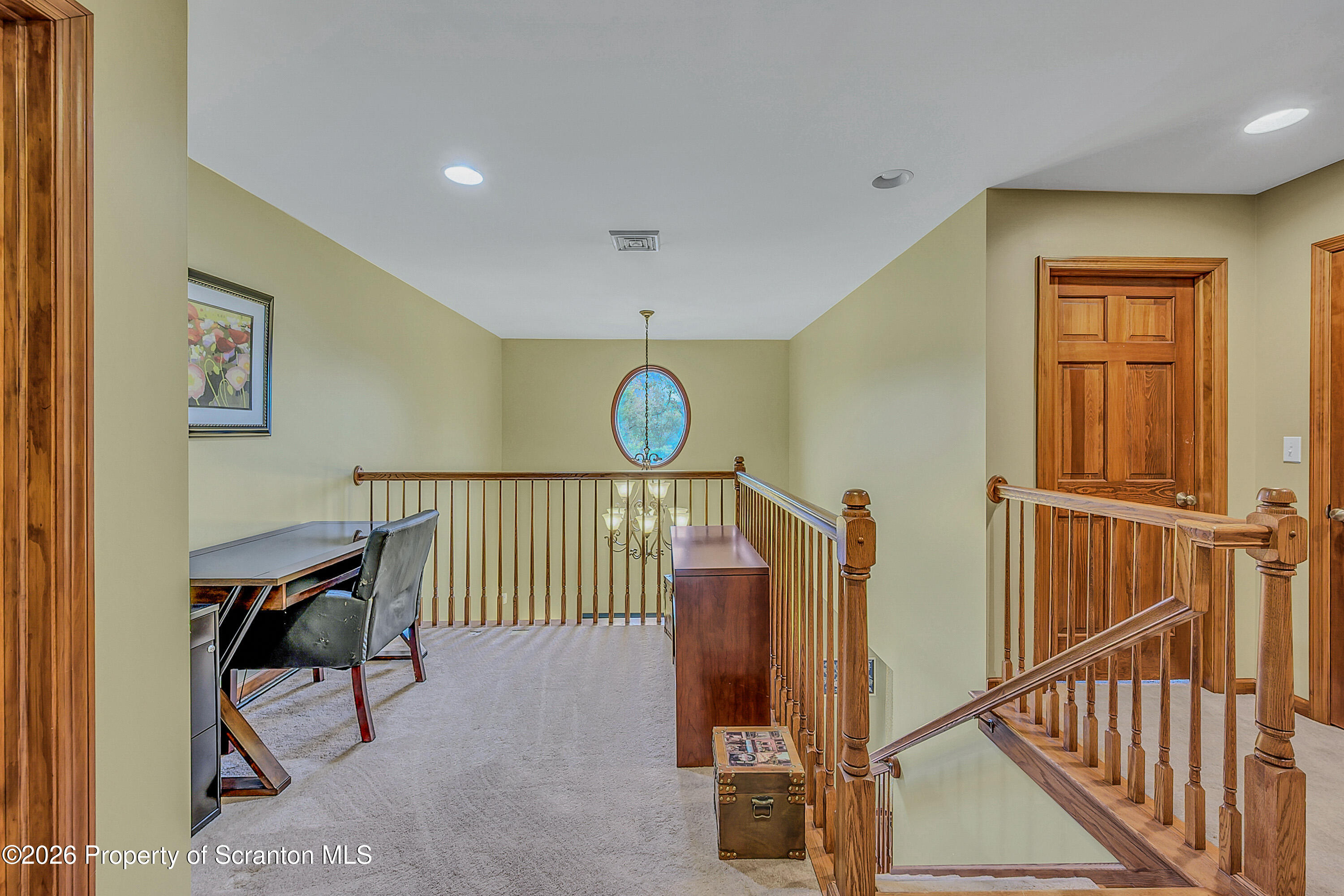 618 Goldbutton Street Archbald, PA 18403 - Photo 29 of 73 Loft
