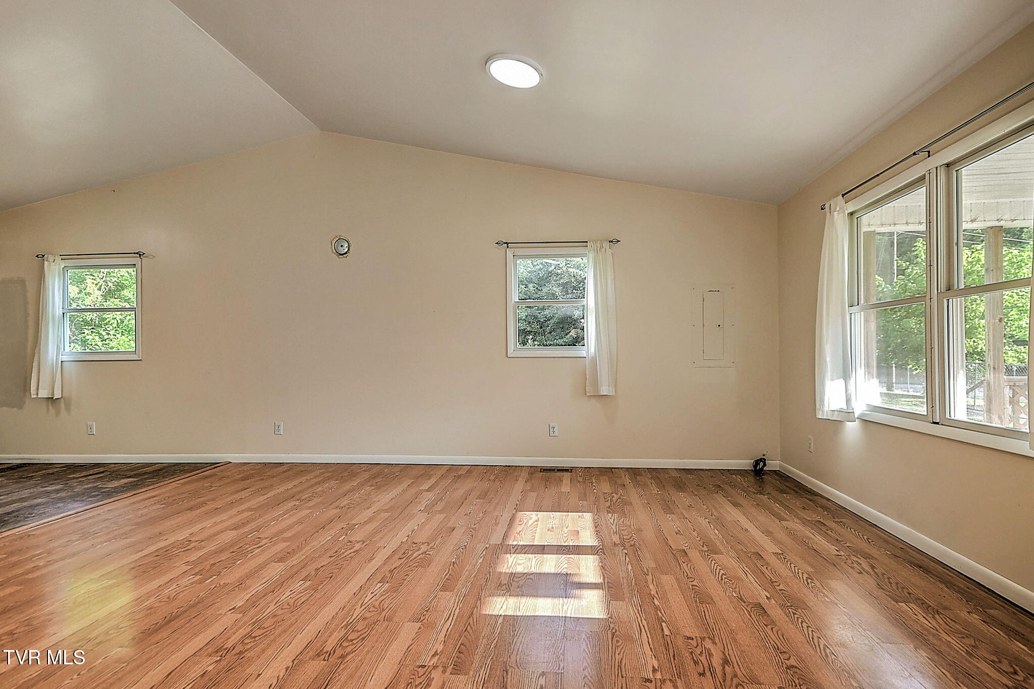 655 Wadlow Gap Road Kingsport, TN 37660 - Photo 12 of 66 8-web-or-mls-655 Wadalow Gap DP-9