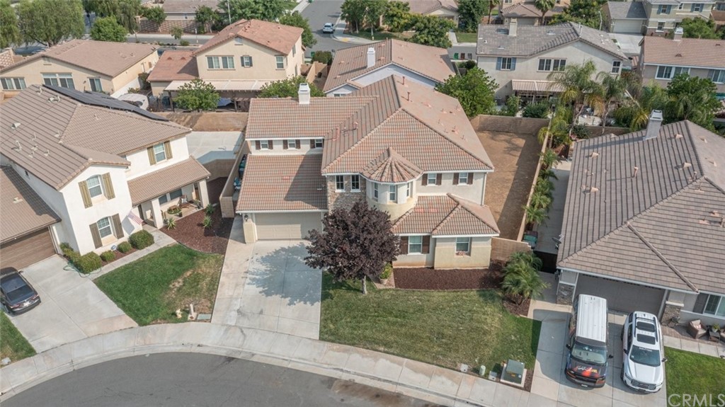 28843 Cloverdale Circle Menifee, CA 92584 - Photo 2 of 40