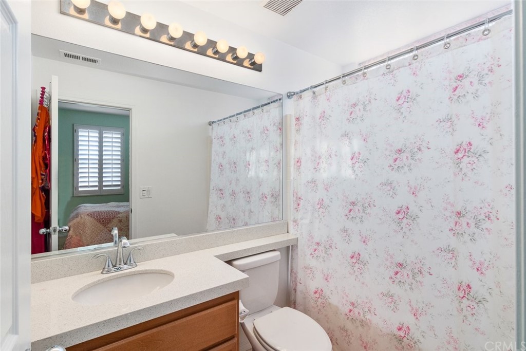 28843 Cloverdale Circle Menifee, CA 92584 - Photo 15 of 40