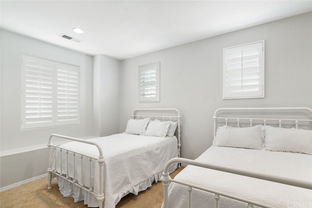 28843 Cloverdale Circle Menifee, CA 92584 - Photo 16 of 40