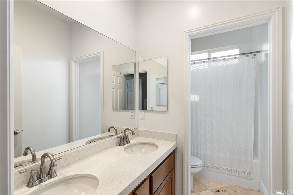 28843 Cloverdale Circle Menifee, CA 92584 - Photo 18 of 40