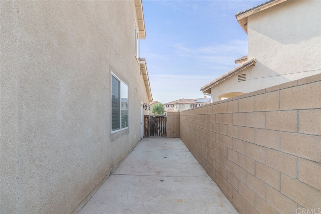 28843 Cloverdale Circle Menifee, CA 92584 - Photo 34 of 40