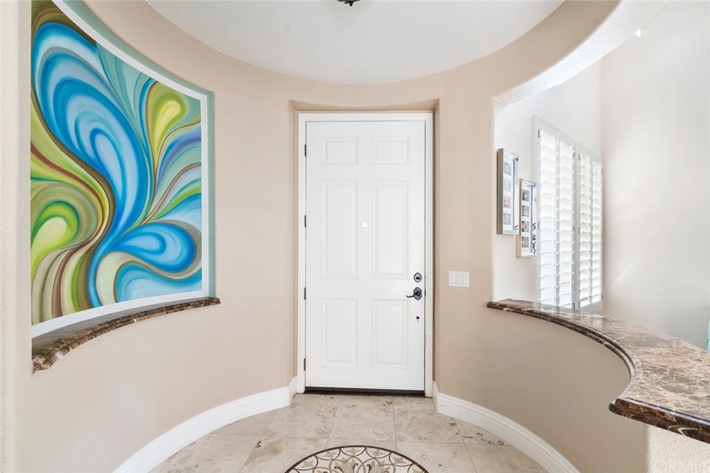 28843 Cloverdale Circle Menifee, CA 92584 - Photo 5 of 40