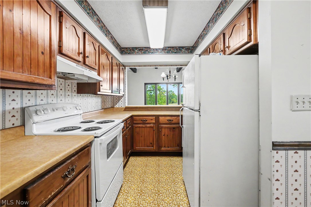 1740 West Comet Road New Franklin, OH 44614 - Photo 6 of 27