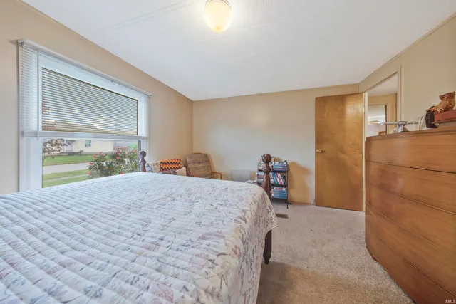 $158,500 | 403 North West Street, Fort Branch, IN 47648