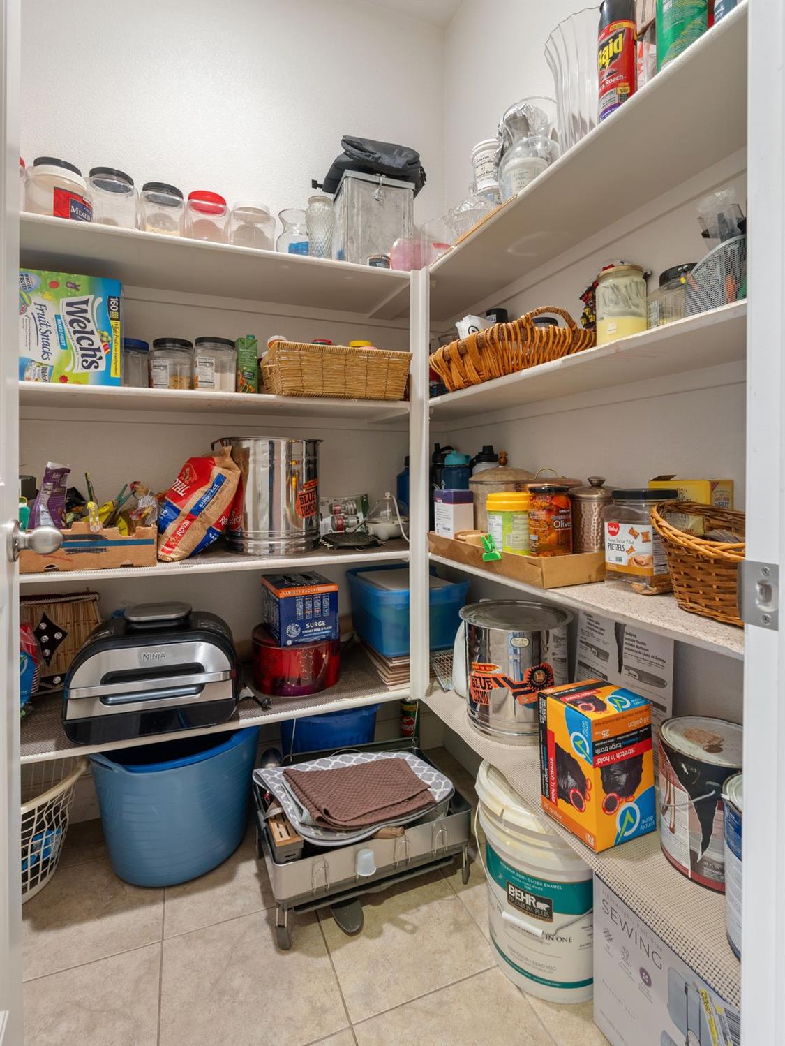 6001 Opera Way Roseville, CA 95747 - Photo 16 of 61