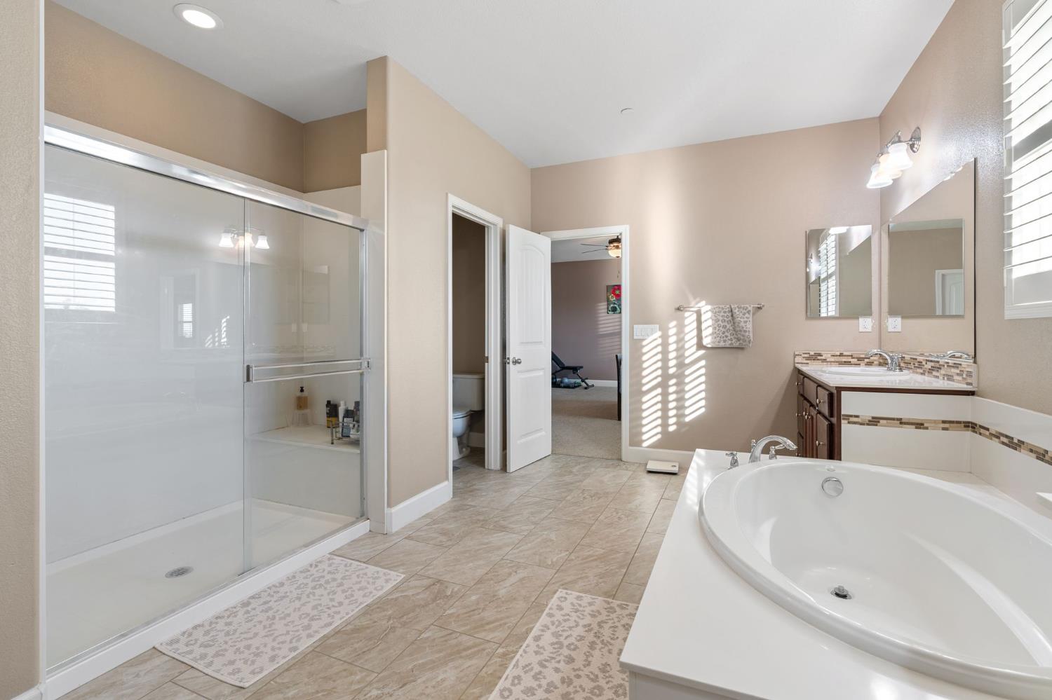 6001 Opera Way Roseville, CA 95747 - Photo 23 of 61