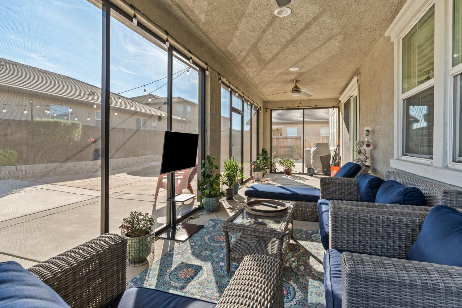 6001 Opera Way Roseville, CA 95747 - Photo 32 of 61