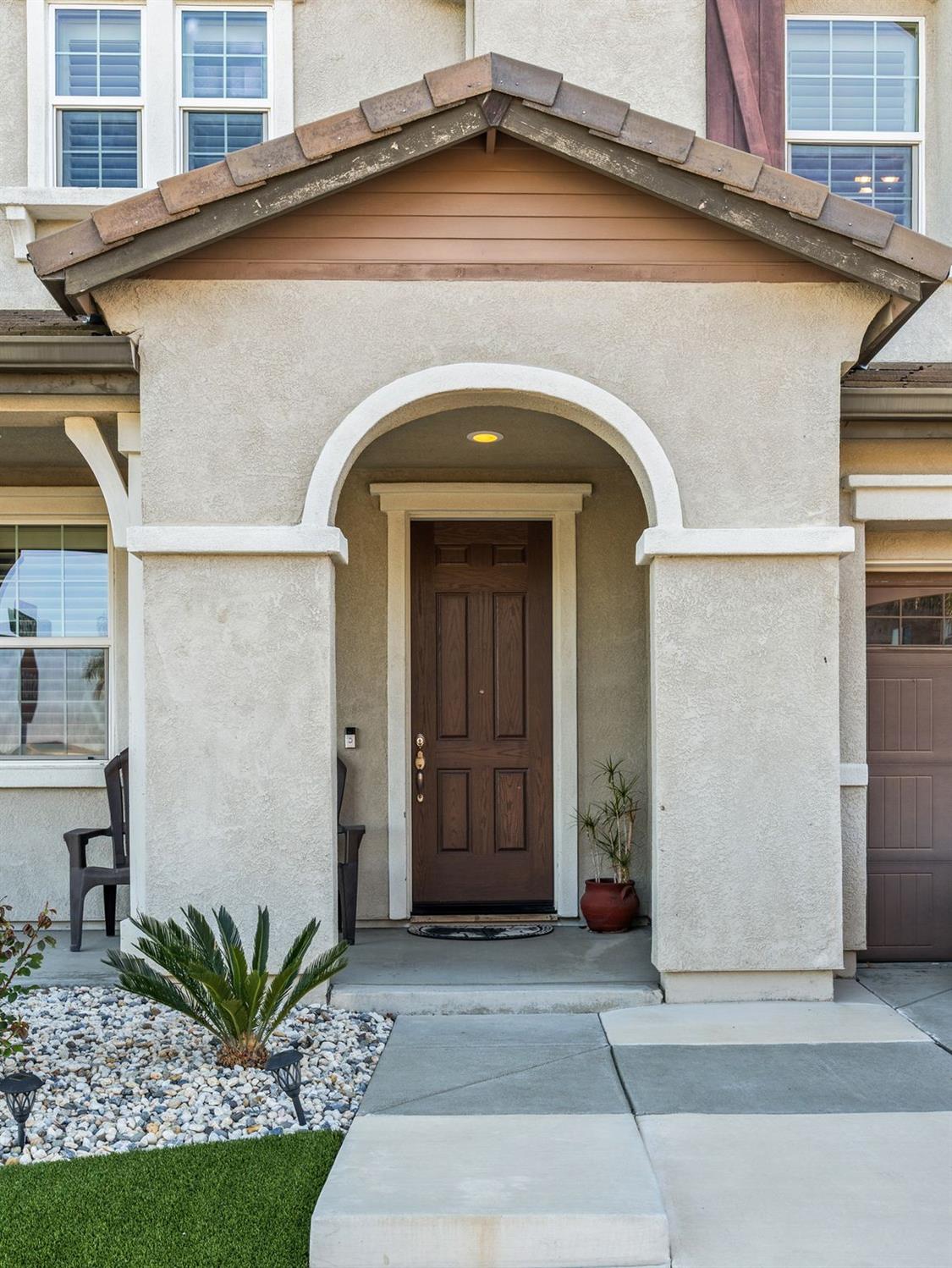 6001 Opera Way Roseville, CA 95747 - Photo 4 of 61