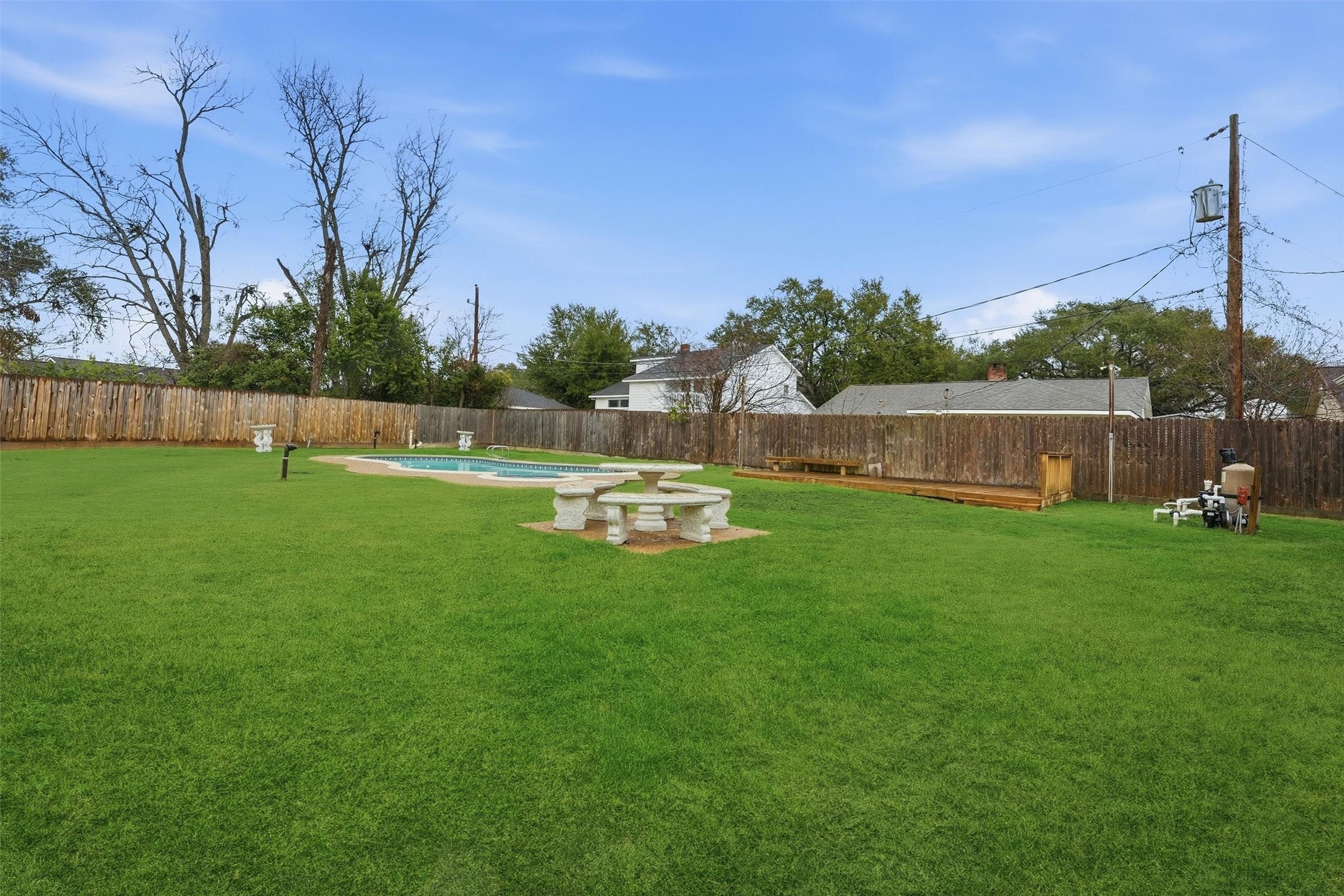 4122 Regency Drive Houston, TX 77045 - Photo 16 of 18