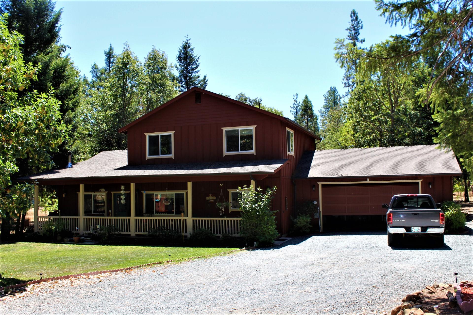 1025 Queens Branch Road Rogue River, OR 97537 - Photo 2 of 35 1