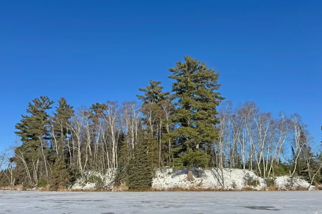 $790,000 | 26810 North Hart Lake Road, Pengilly, MN 55775